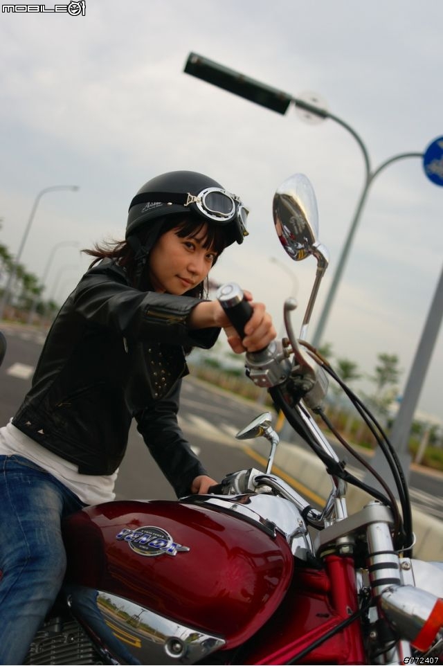 重車日誌09：純粹的嬉皮樂趣，VENOX250