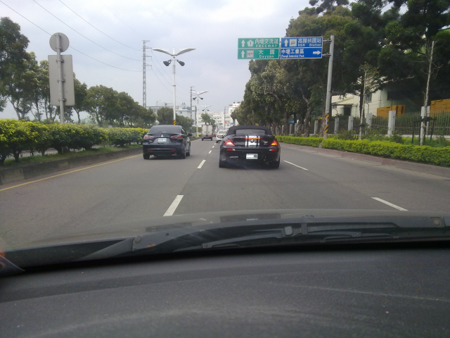 今天看到一台MAN'S CAR !!!