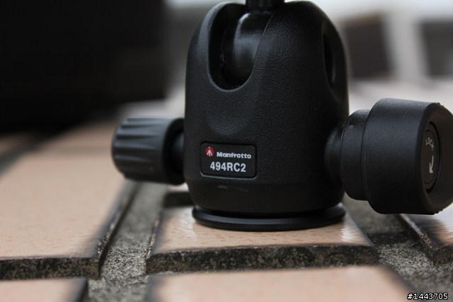 【分享】Manfrotto MK293A3 + 494RC2 雲台，簡單實用的腳架