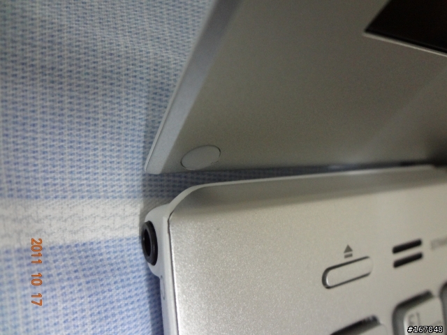 [開箱圖少] 新光信義A9法雅客 VAIO SB26 小開箱