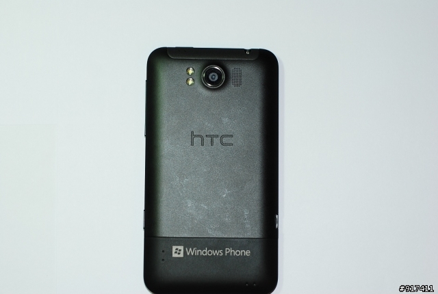 [開箱] HTC Titan 芒果紅了