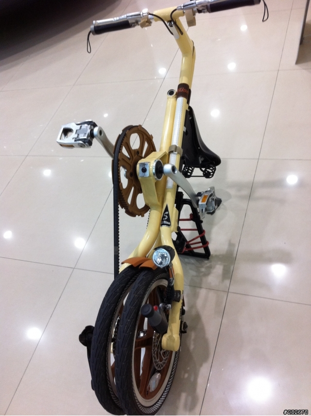 strida 節能減碳，安裝酒瓶式磨電燈