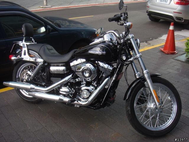 讓我背了黑鍋的 2012 Dyna Super Glide Custom (照片己補)
