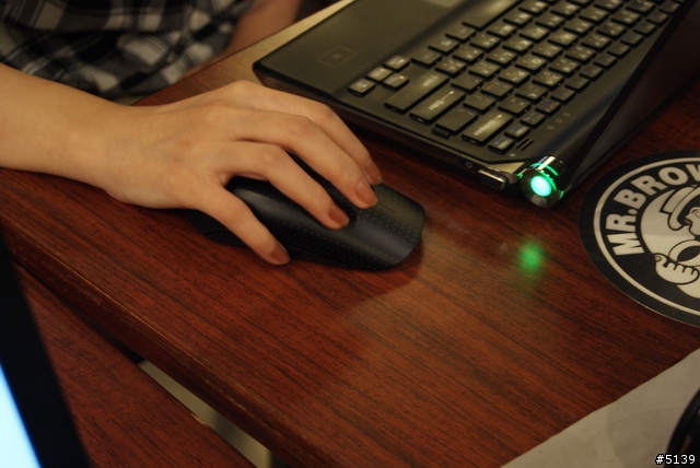 [體驗]多點觸控讓視窗活起來-微軟Touch Mouse