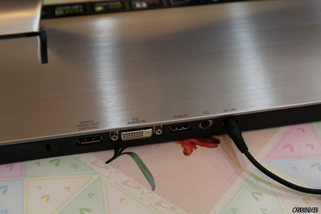 [開箱] 3D步兵、騎兵片放馬過來！SAMSUNG SA950就是要你「好看」！