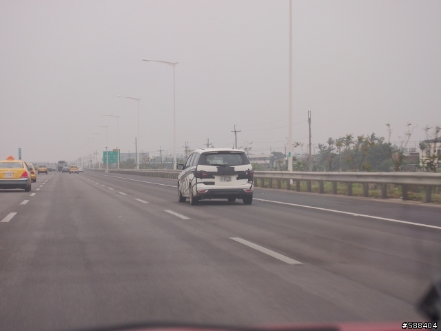 今天看到的試車牌~~