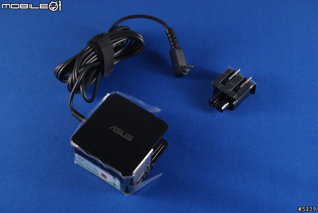 [開箱]ASUS Zenbook UX21E 首台11吋的Ultrabook (圖多)