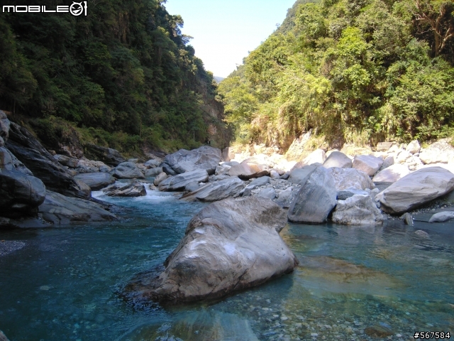 2011.10 花蓮四日遊 : 松園別館 & 太魯閣 & 慕谷慕魚 & 立川漁場 & 雲山水 & 豐田村 & 慶修院
