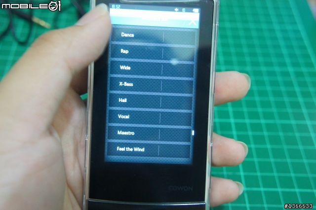 [開箱]說好的 IAudio COWON J3來啦~外加手殘證明.......=口=