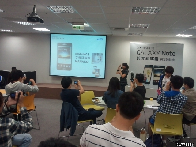 GALAXY NOTE體驗內含影片  感謝! 感激! 感動! 這手機真的很棒 還認識新朋友 簡易發文