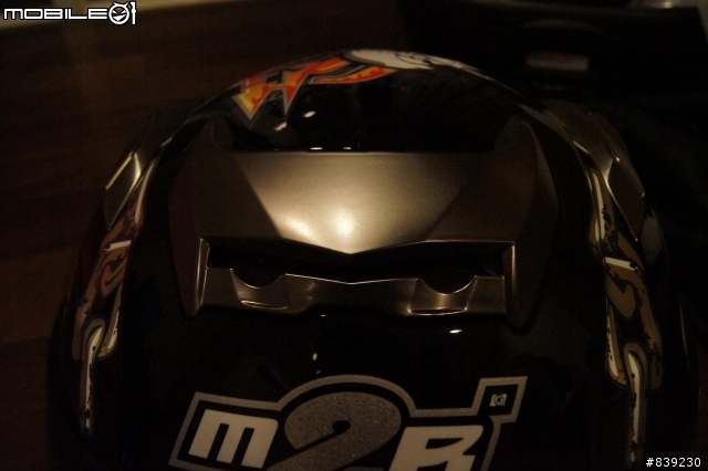 [開箱]M2R F-2C黑骷髏開箱心得文