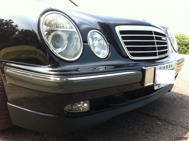 W210 Carlsson look 下包包覆卡夢貼紙 (看慣新車者請勿進入)
