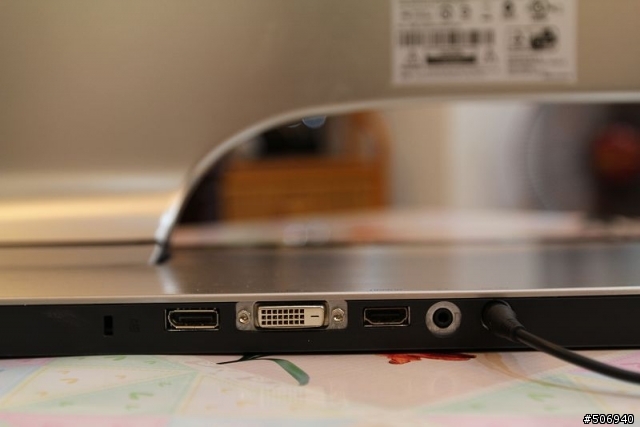 [開箱] 3D步兵、騎兵片放馬過來！SAMSUNG SA950就是要你「好看」！