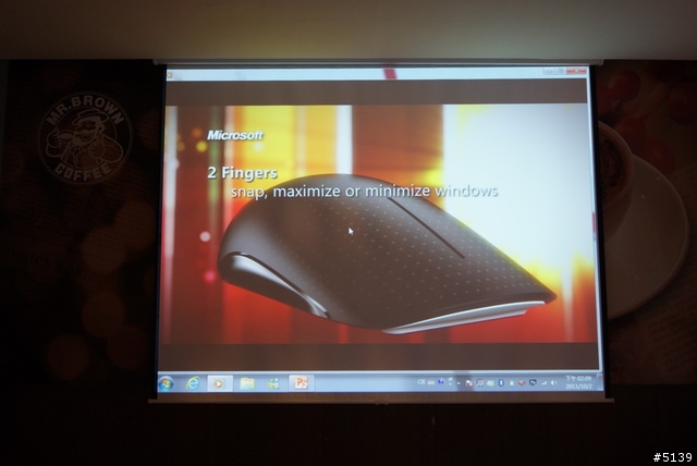 [體驗]多點觸控讓視窗活起來-微軟Touch Mouse