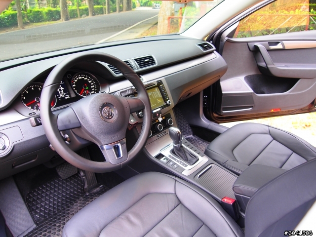  2012 PASSAT TSI