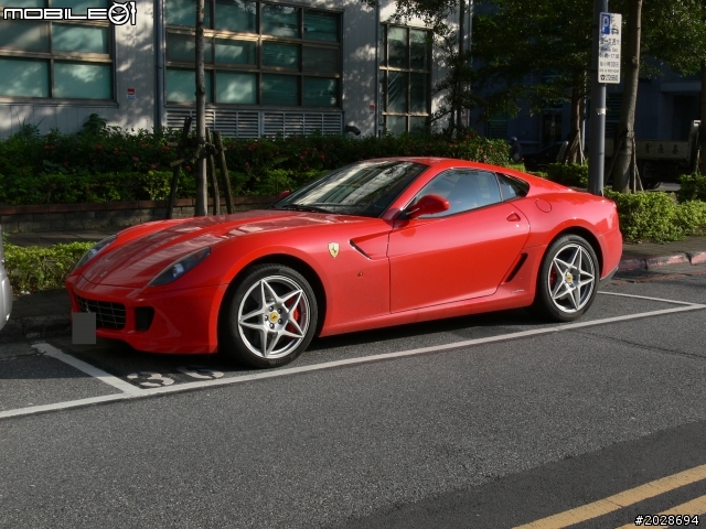 599 GTB & 458