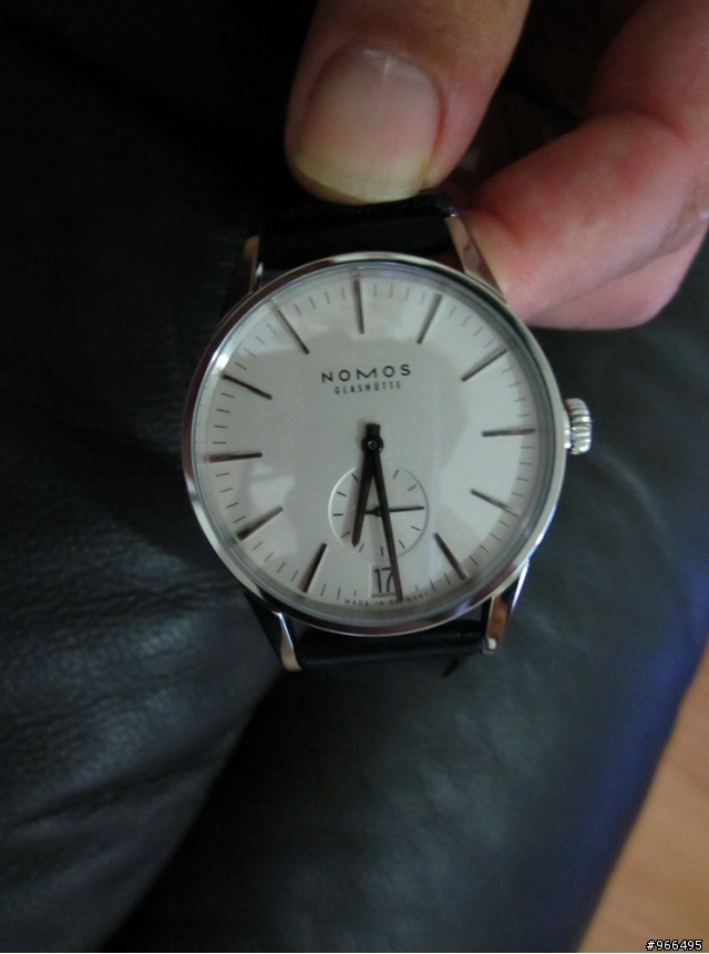我的NOMOS Zurich 802 10/20加圖