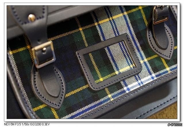 The Cambridge Satchel Comany 深藍色 NAVY 15" Leather Satchel 書包側背包開箱