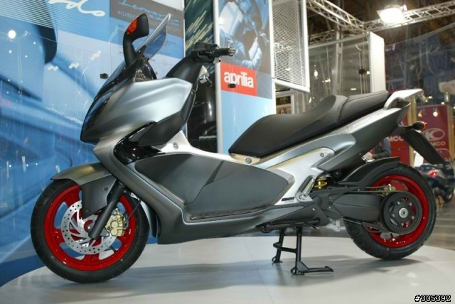 APRILIA SR MAX 300 IE