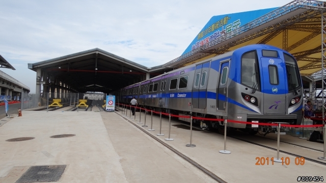 機場捷運電聯車展示，圖多