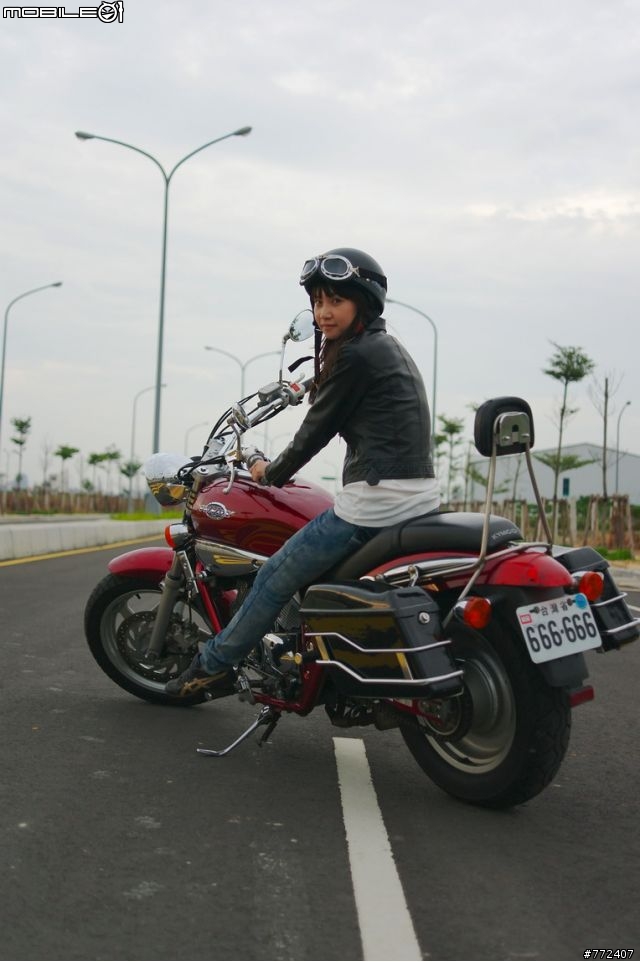 重車日誌09：純粹的嬉皮樂趣，VENOX250
