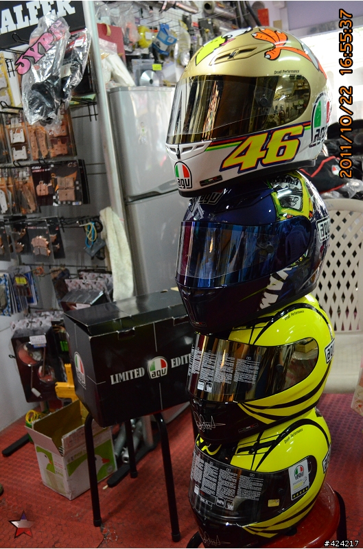 [開箱]首發第二頂AGV GP-TECH Rossi Winter Test 2010 冬季測試帽