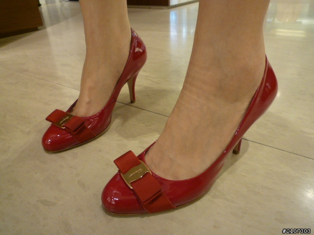 《開箱》Salvatore Ferragamo小紅鞋