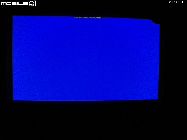 不對稱型不型 - 螢幕界的名模 Samsung SA950