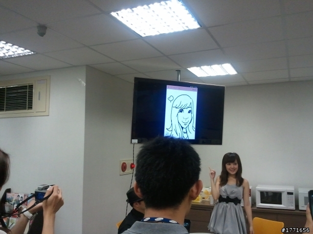 GALAXY NOTE體驗內含影片  感謝! 感激! 感動! 這手機真的很棒 還認識新朋友 簡易發文