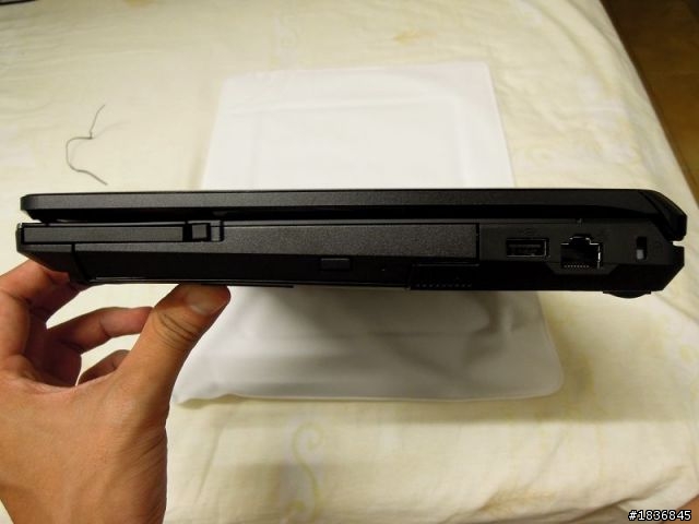 Fujitsu LIFEBOOK SH561 i5-2430M版本開箱文