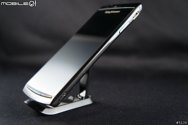 [偽開箱]Sony Ericsson Xperia Arc + 2.3.4 心得分享