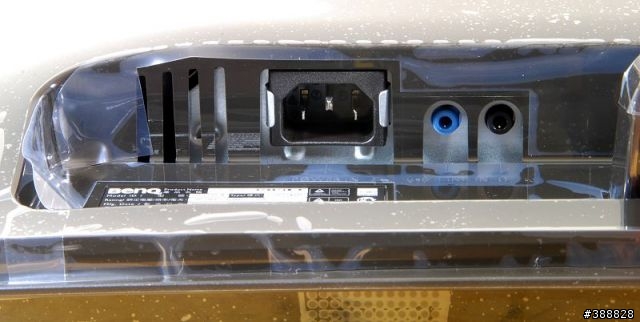 高真實對比5000:1 VA螢幕-BenQ GW2240開箱試用