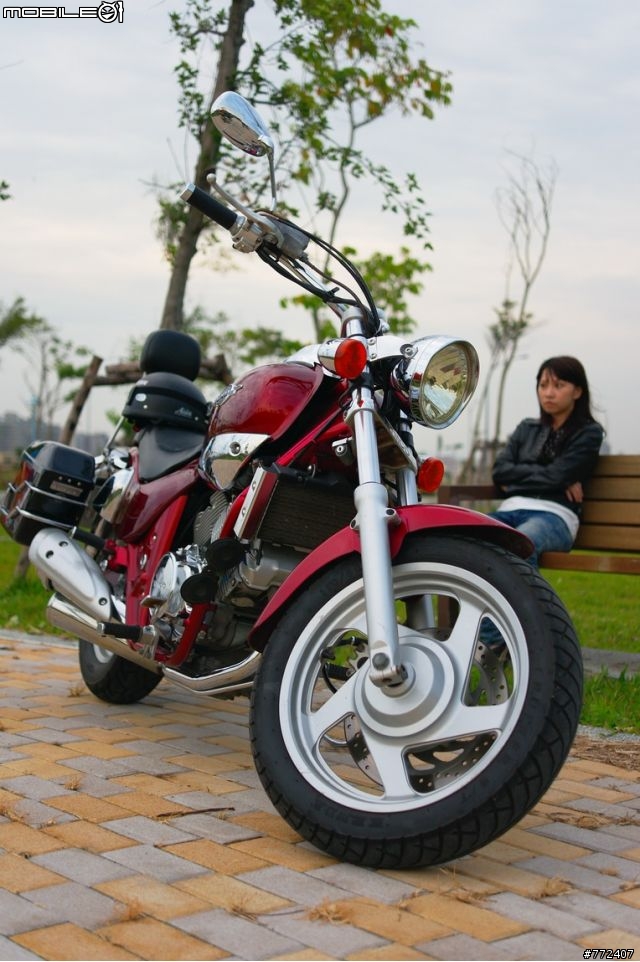 重車日誌09：純粹的嬉皮樂趣，VENOX250