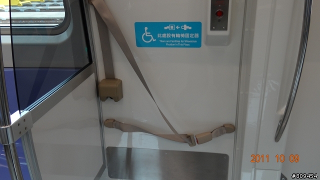 機場捷運電聯車展示，圖多