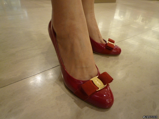 《開箱》Salvatore Ferragamo小紅鞋