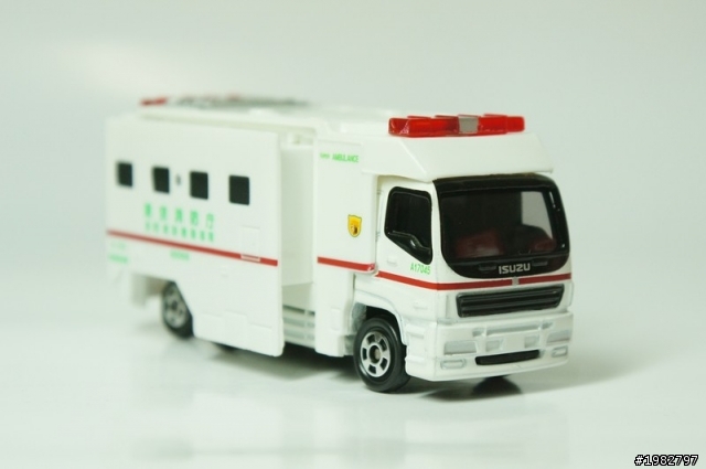 [ TOMICA ] 救援現場的白色希望-救護車系列