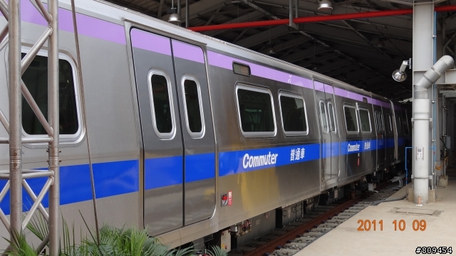 機場捷運電聯車展示，圖多