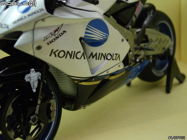 發表今天完成的 KONICA MINOLTA Honda RC211V'06 ![分享]