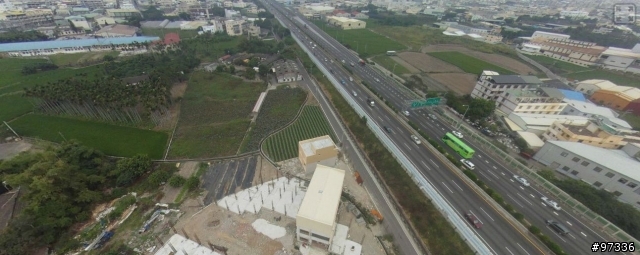 我家附近的建案  神岡 大富路 福客x門