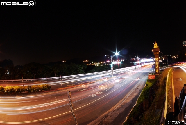 新玩具 samyang 7.5mm F3.5