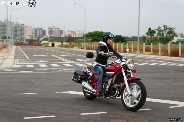 重車日誌09：純粹的嬉皮樂趣，VENOX250