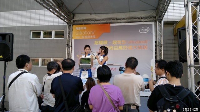 開箱! 用 N8 開啟英雄無敵六的大門