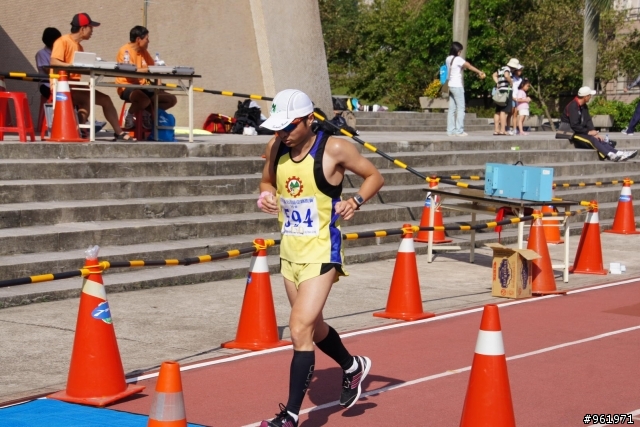 2011貓空路跑隨手拍~有土城財哥您的照片