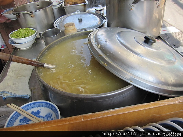 彰化．秒殺級30年古早大麵羹@縣政府大麵羹