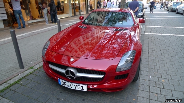 在德國遇到經典(300SL), 跟經典的淬化(SLS)