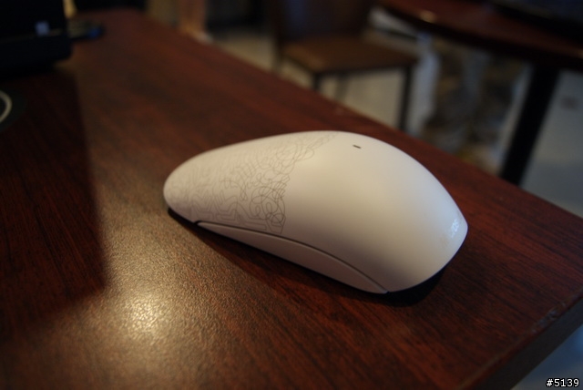 [體驗]多點觸控讓視窗活起來-微軟Touch Mouse