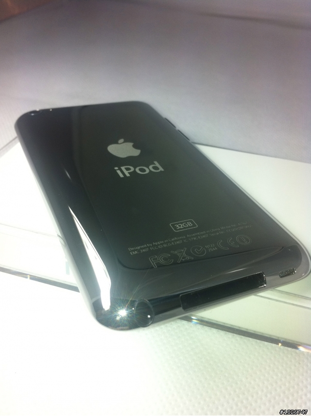 IPod Touch4白色開箱照