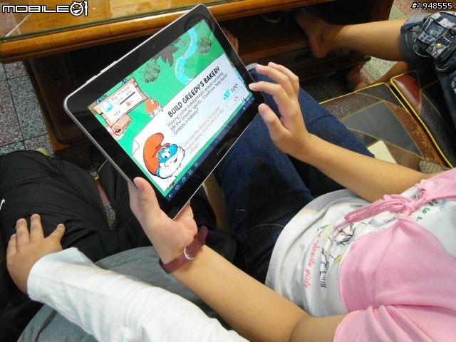 Smurf's Village藍色小精靈入侵我的Tab10.1
