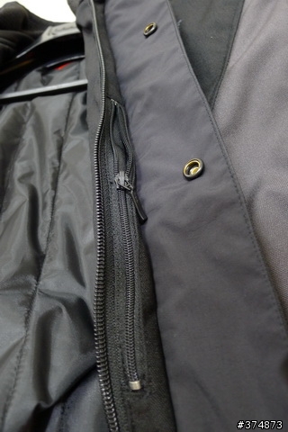 開箱-DAINESE G. XANTUM D-DRY 冬季防寒防摔衣