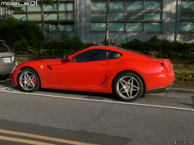 599 GTB & 458